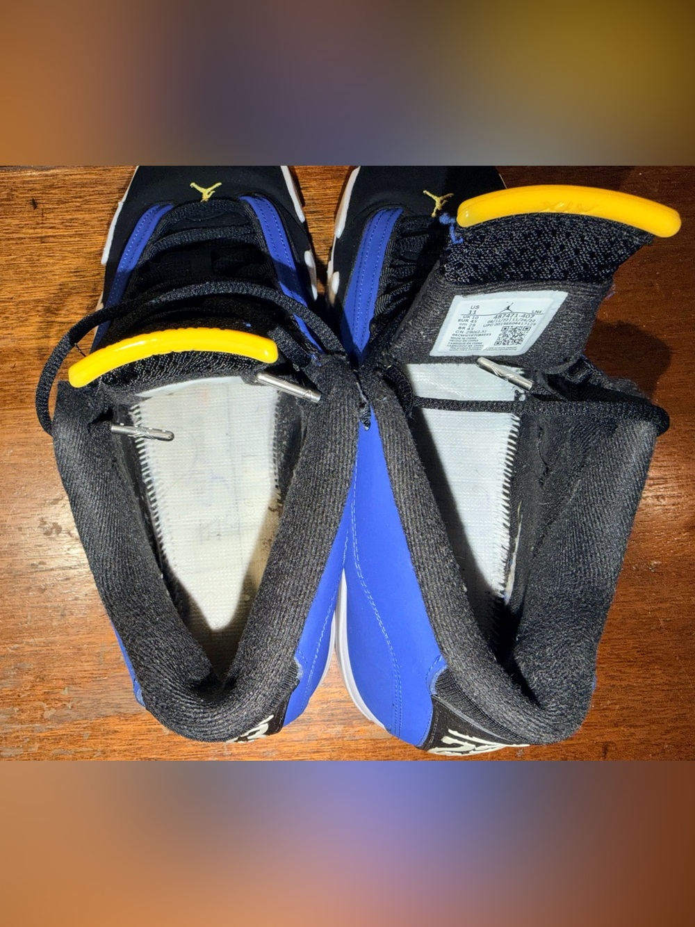 Size 11 - Air Jordan 14 Retro Laney - Picture 5 of 7